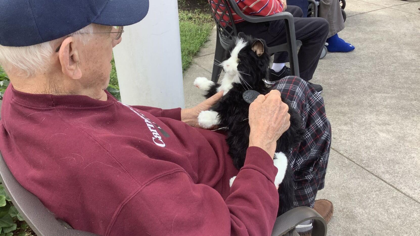 Friendly companions en route to Virginia veterans